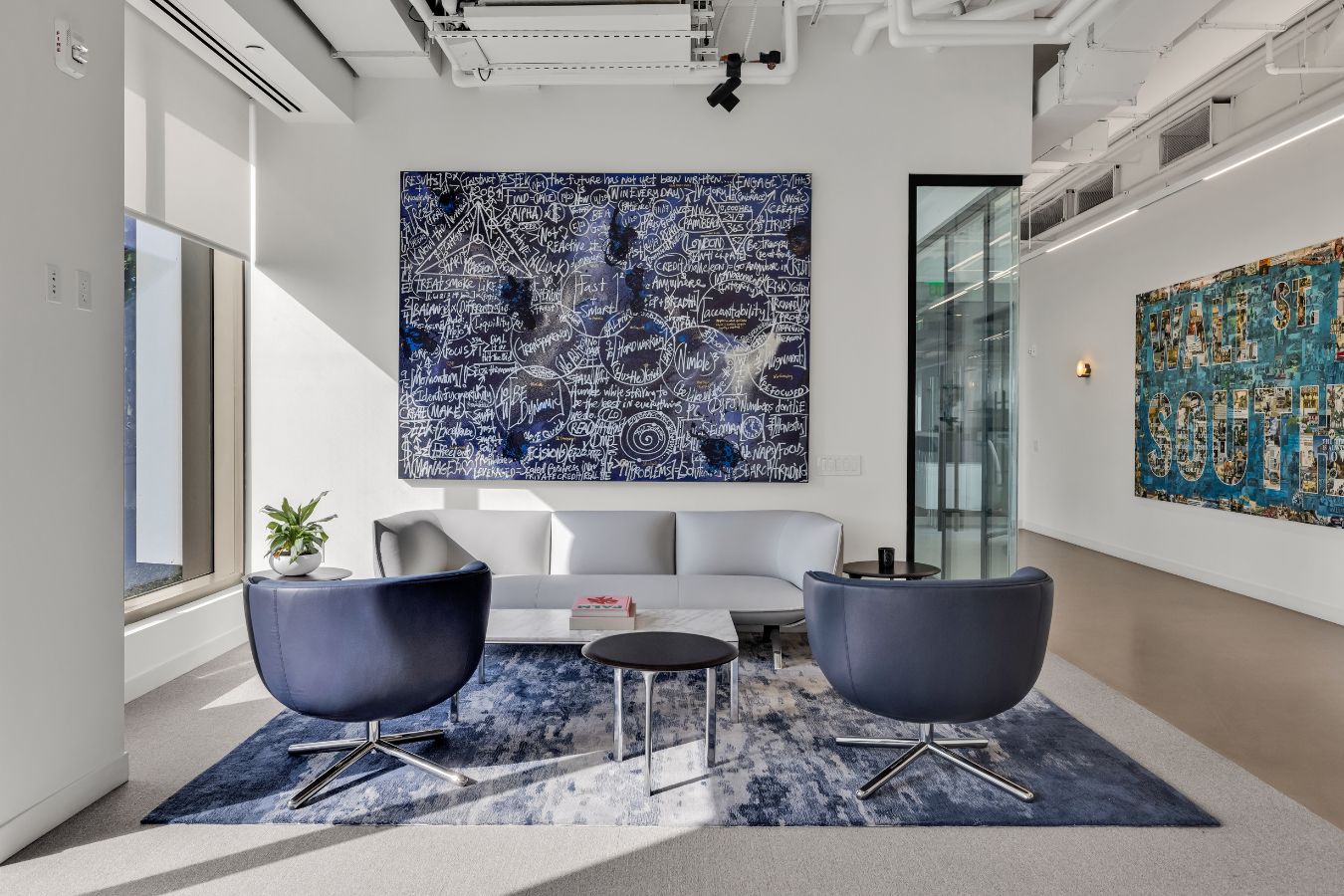 Essential Modular Systems for Hybrid Workspaces